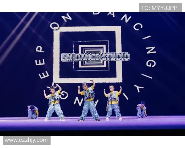 赛后复盘:上海街舞队与成都街舞队的精彩对决与力量较量分析 赛后复盘:上海街舞队与成都街舞队的精彩对决与力量较量分析