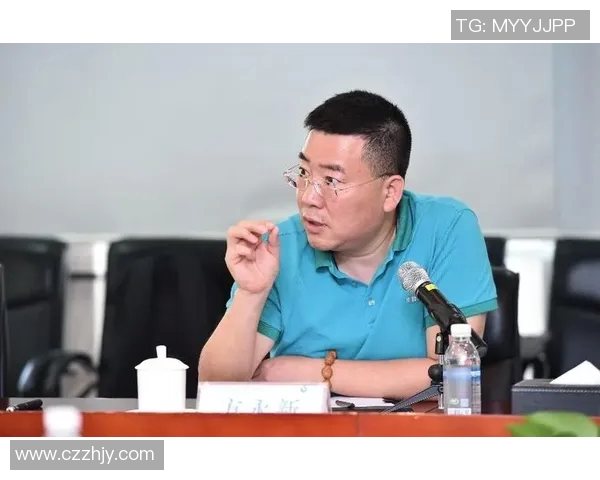深圳篮球队转型之路揭秘:从传统强队到现代化竞技新标杆 深圳篮球队转型之路揭秘:从传统强队到现代化竞技新标杆