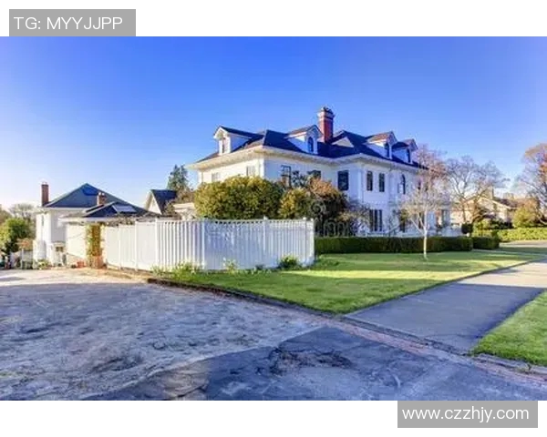 足球明星们的豪华住宅揭秘及其背后的生活故事 足球明星们的豪华住宅揭秘及其背后的生活故事